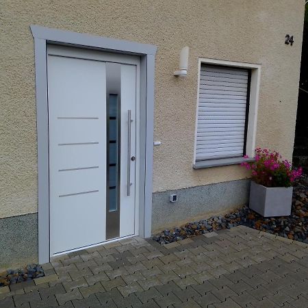 Haus Sonnenschein Apartment Вермелскирхен Екстериор снимка